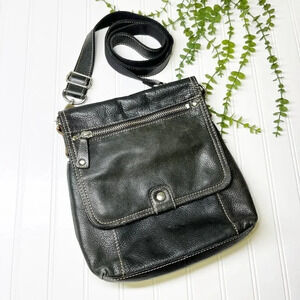 Y2K Fossil Black Leather Crossbody Bag with Lots of Pockets